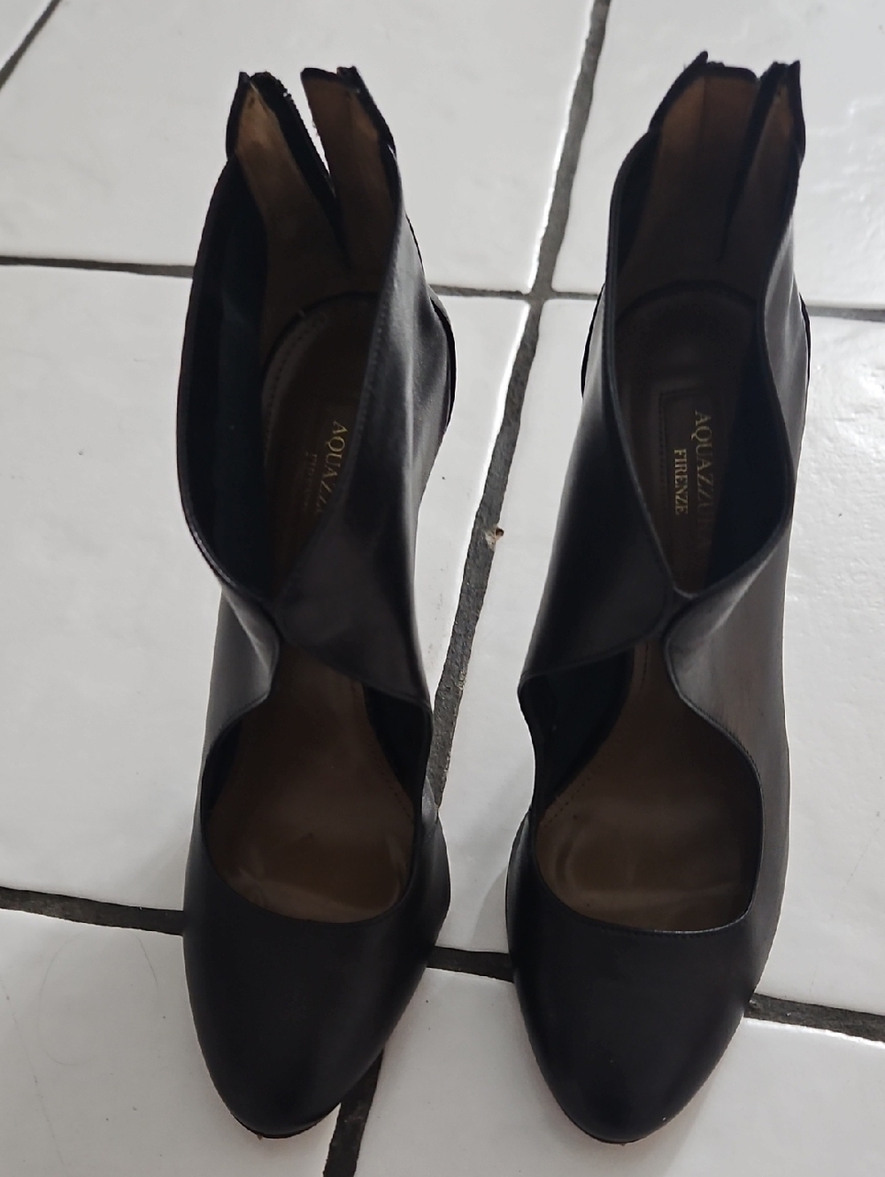 Aquazzura Black Leather Cutout Pointed Toe Ankle Heels